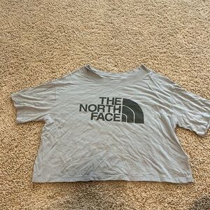 women’s the north face crop tee